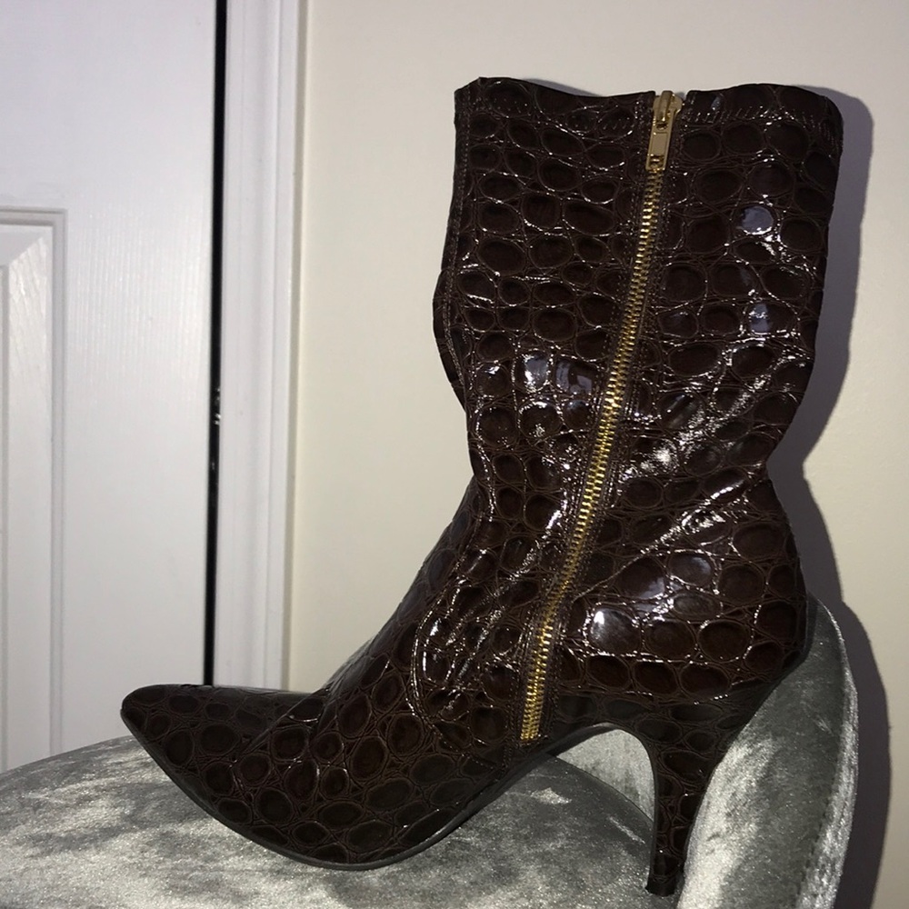 Leather heeled boots